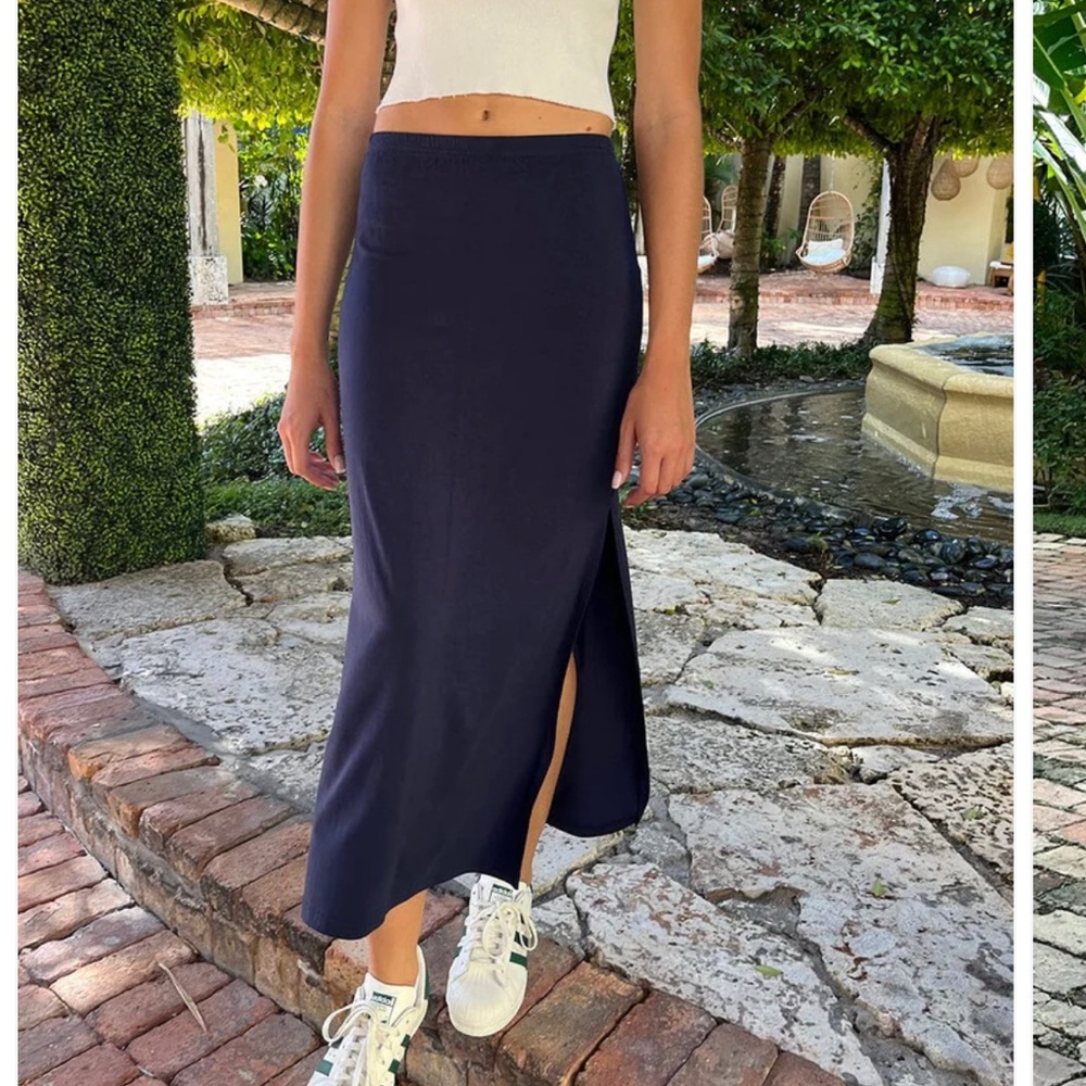 Brandy Melville Josie skirt